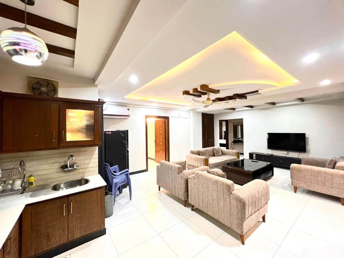 Luxury Apartment Rentals Islamabad Exterior foto