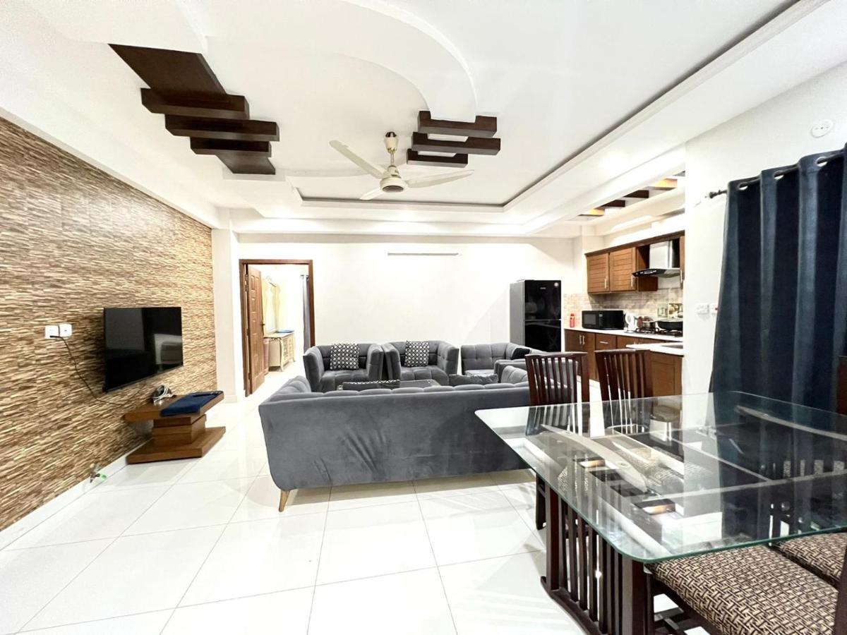 Luxury Apartment Rentals Islamabad Exterior foto