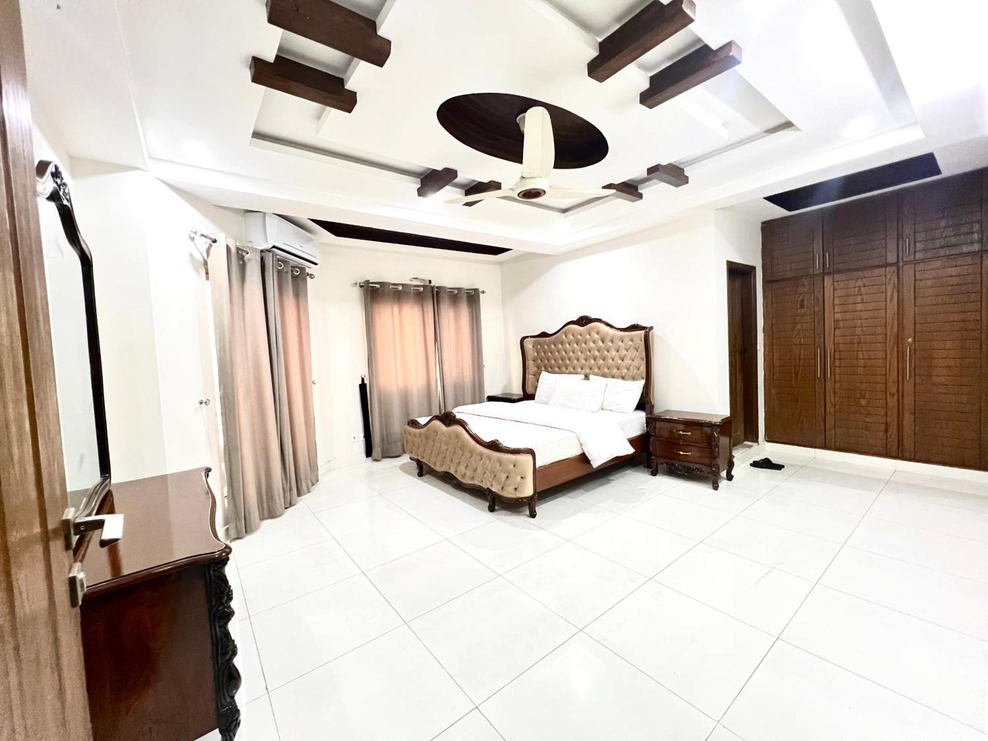 Luxury Apartment Rentals Islamabad Exterior foto